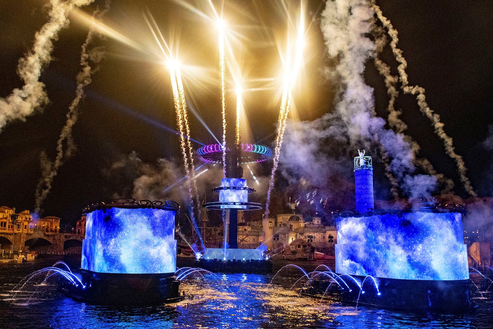 東京ディズニーシー「ビリーヴ！～シー・オブ・ドリームス～」鑑賞ポイント公開 場所によって異なる楽しみ方