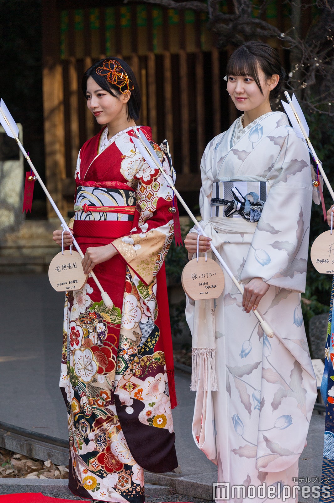 林瑠奈、松尾美佑（C）モデルプレス