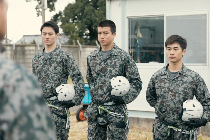 前田拳太郎、渡辺碧斗、前田旺志郎「PJ ~航空救難団~」第1話(C)テレビ朝日