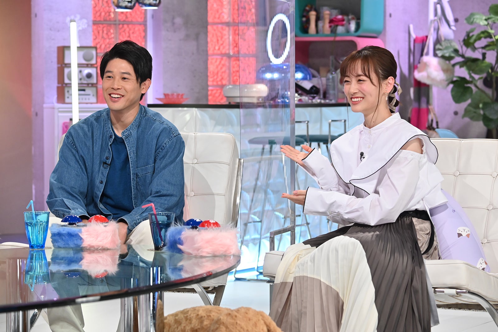 内田篤人、山下美月（C）テレビ朝日