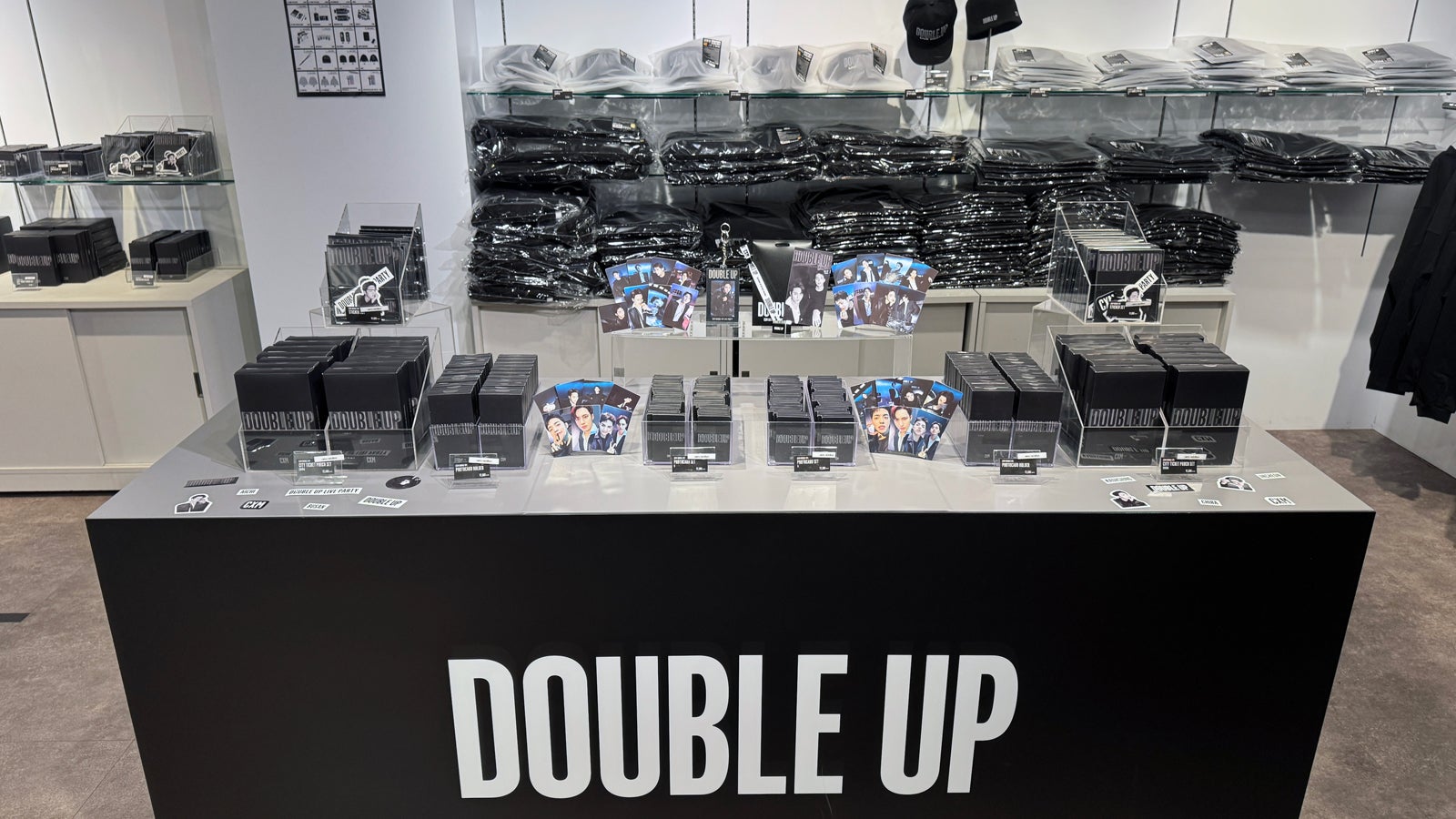 「CxM [DOUBLE UP] LIVE PARTY in JAPAN POP-UP STORE」（P）＆（C） PLEDIS Entertainment