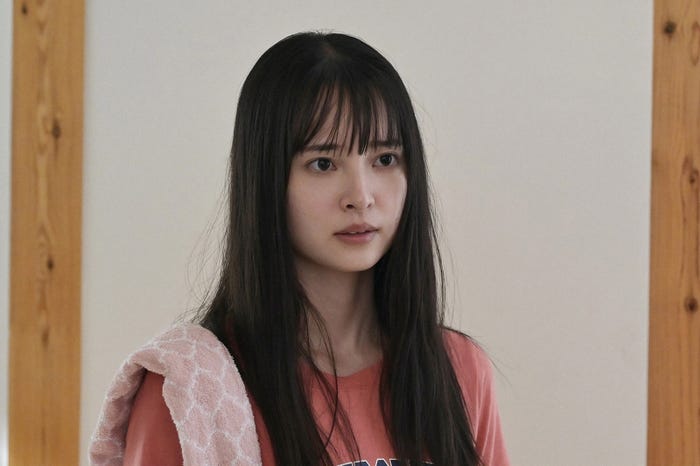 飯沼愛/第5話より (C)「パパとムスメの7日間」製作委員会