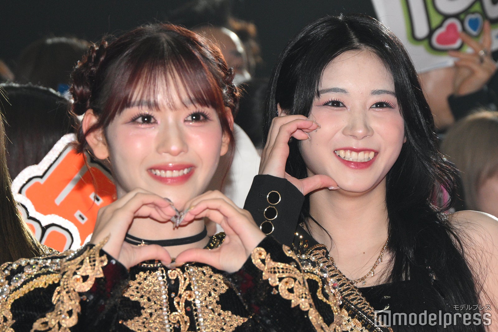 RAN（石井蘭）、KOKONA（佐々木心菜）（C）モデルプレス