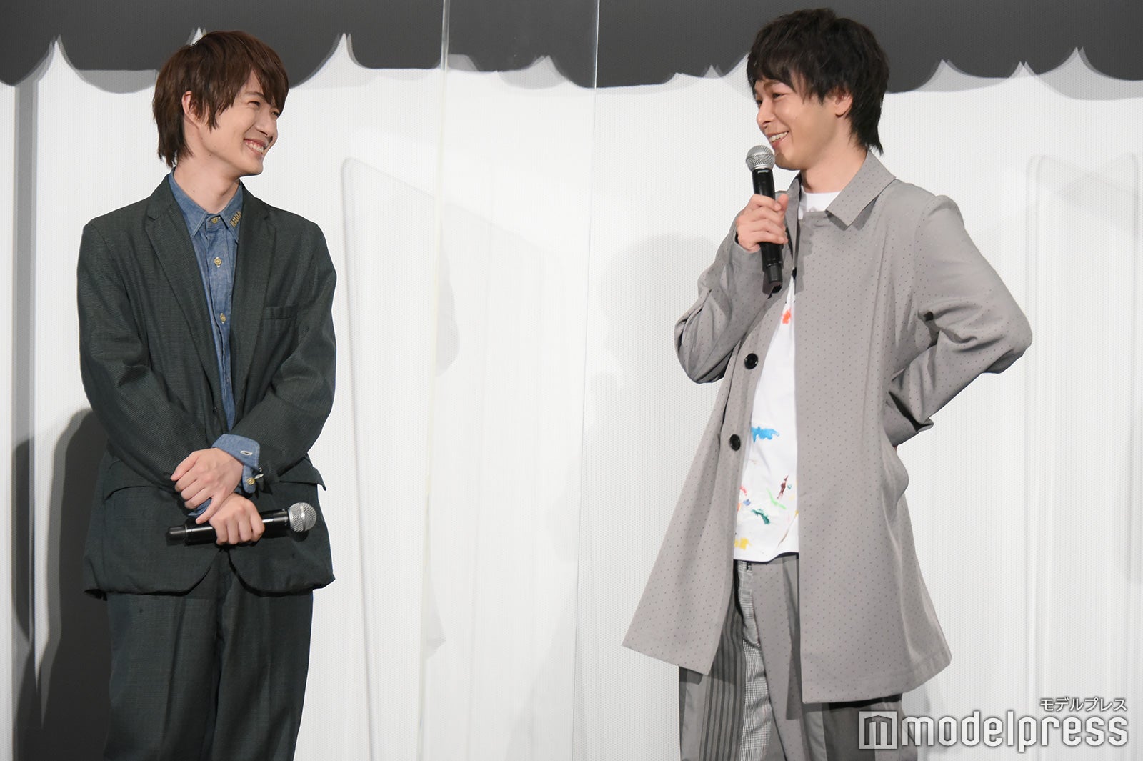 神木隆之介、中村倫也（C）モデルプレス