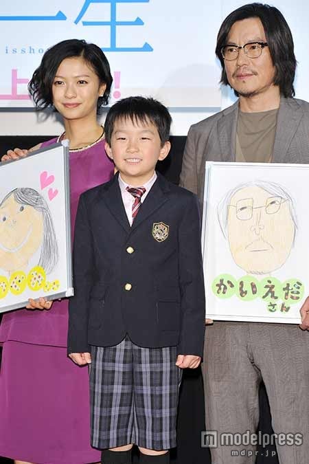 （左から）榮倉奈々、若林瑠海、豊川悦司