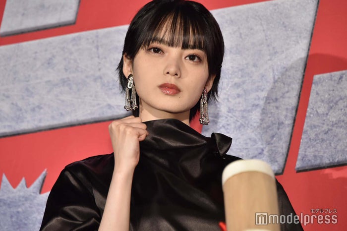 田中圭 本田翼 坂口健太郎 平手友梨奈 かに座 の豪華芸能人 モデルプレス