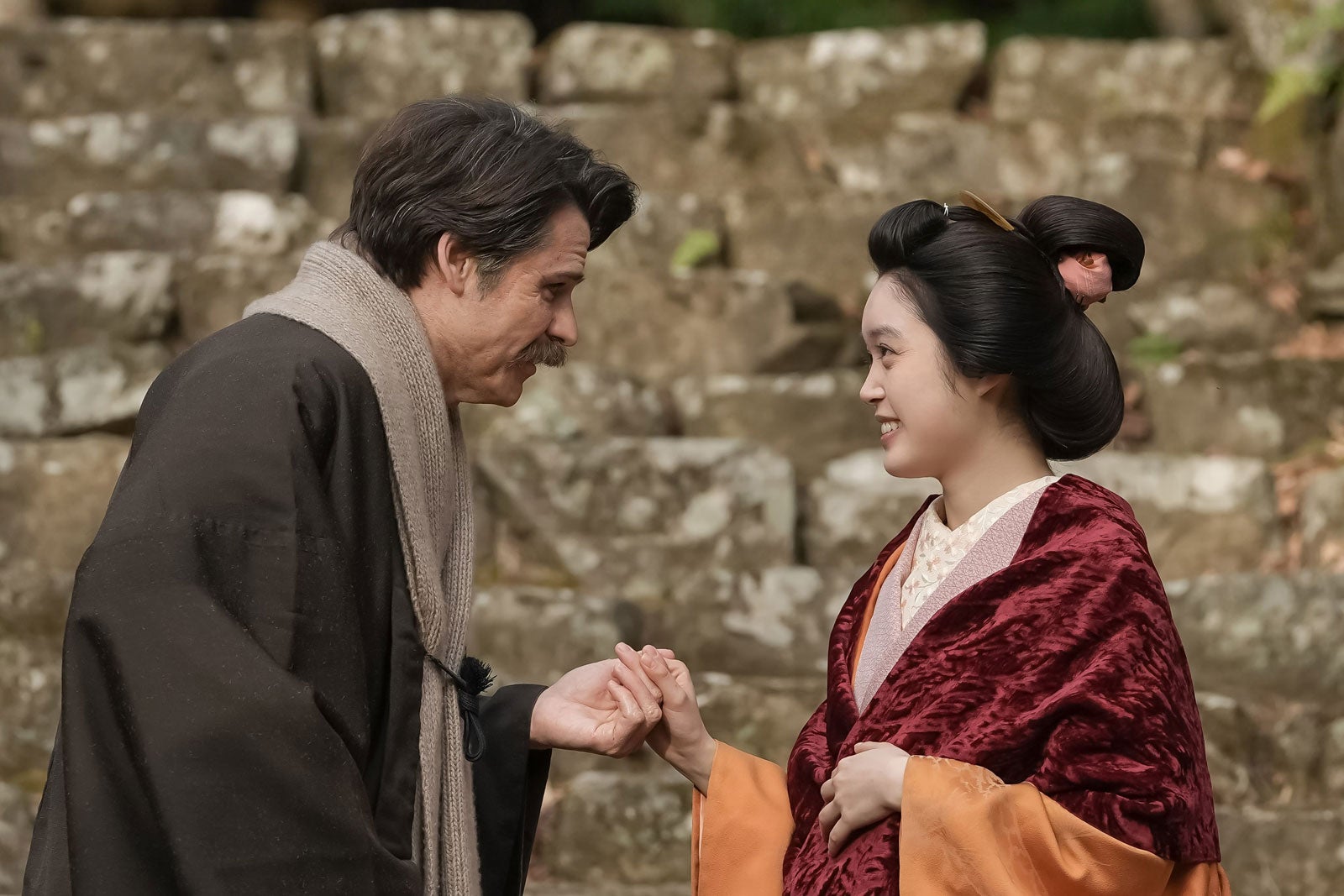 トミー・バストウ、高石あかり「ばけばけ」第118話（C）NHK