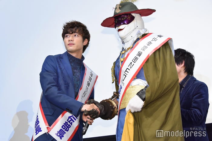 (C)モデルプレス