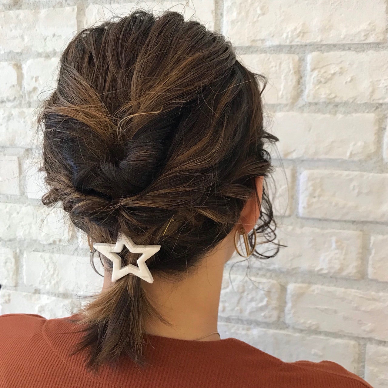 レングス別 超簡単 くるりんぱで作るヘアアレンジ10選 モデルプレス