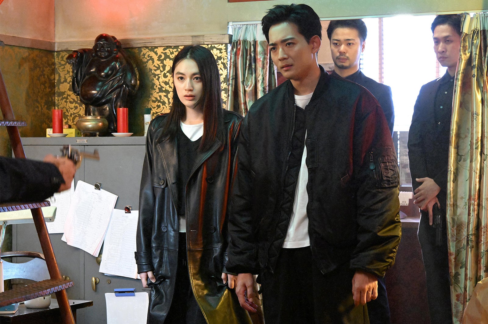 八木莉可子、竜星涼「潜入兄妹 特殊詐欺特命捜査官」第6話（C）日本テレビ