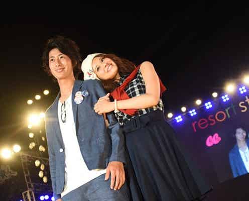 「CanCam」東野佑美、長身イケメンと甘いカップルウォーキング