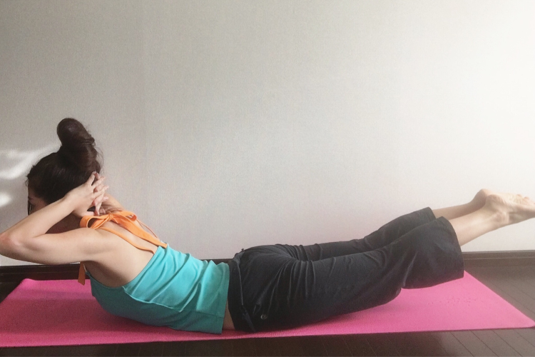 マカラ・アーサナ