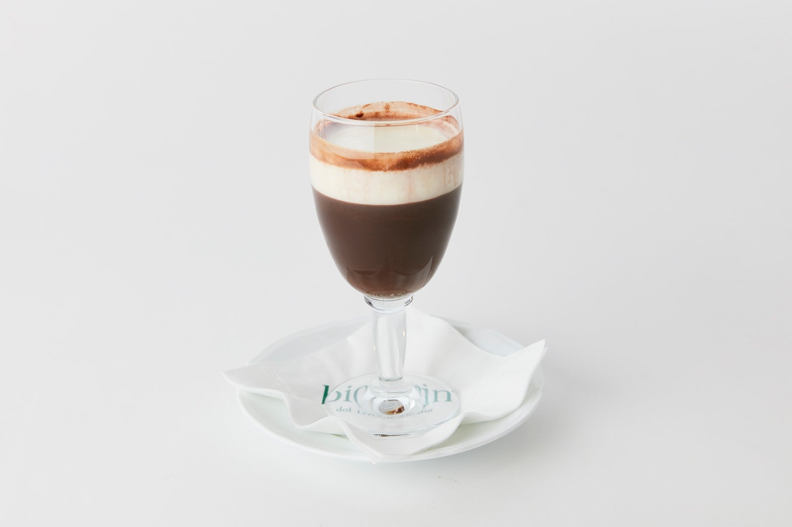 チョコレートドリンク「ビチェリン」
￥1,100（税込）／画像提供：ビチェリン・アジアパシフィックアンドミドルイースト