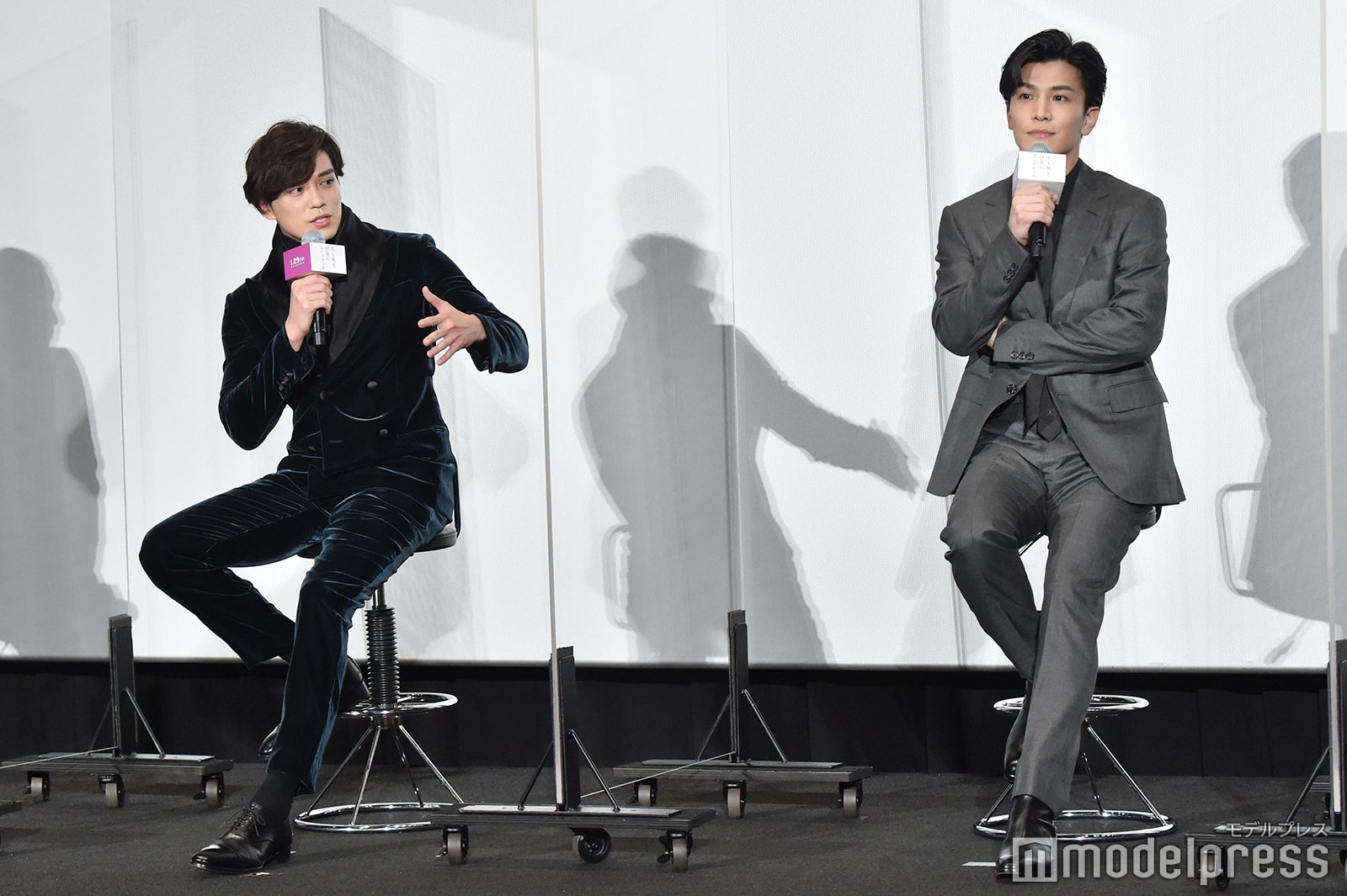 新田真剣佑、岩田剛典（C）モデルプレス