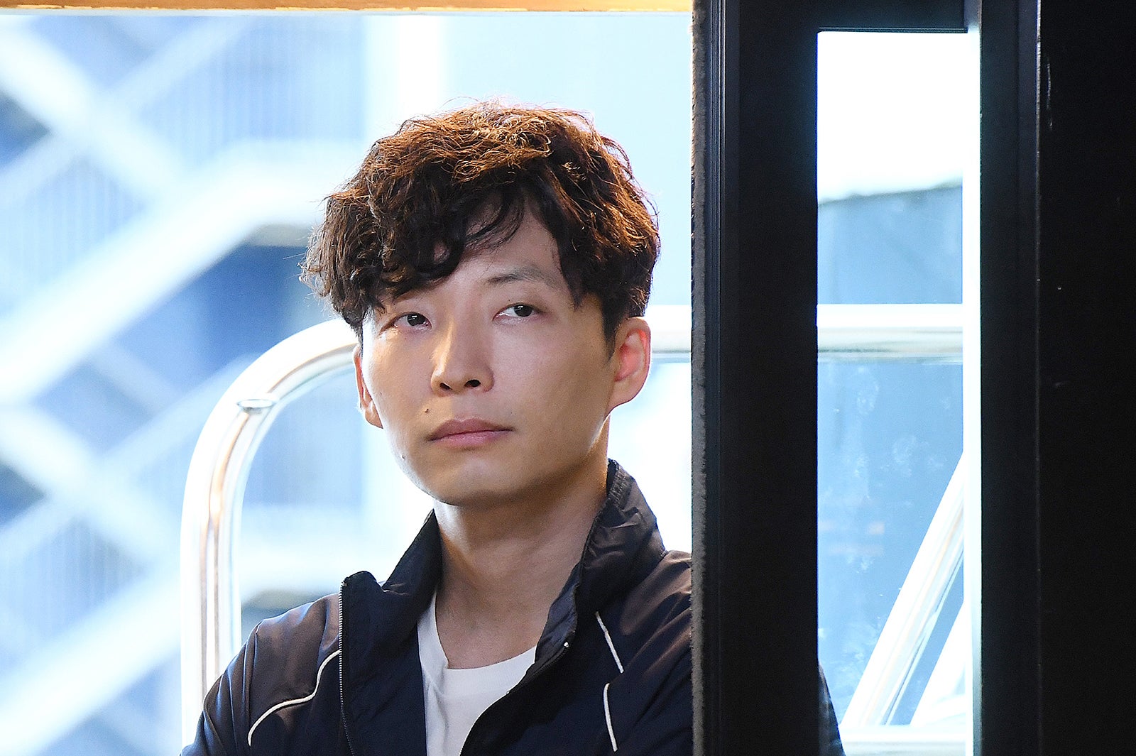 綾野剛 星野源 Miu404 への想い 最終回撮影現場で語る モデルプレス 綾野剛 星野源 Miu404 への想い 最終回撮影現場で語る モデルプレス