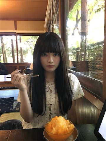 『今日好き』偏差値71の才女JK・たまき、かき氷＆おにぎりをパクッ「横顔が綺麗すぎてる」