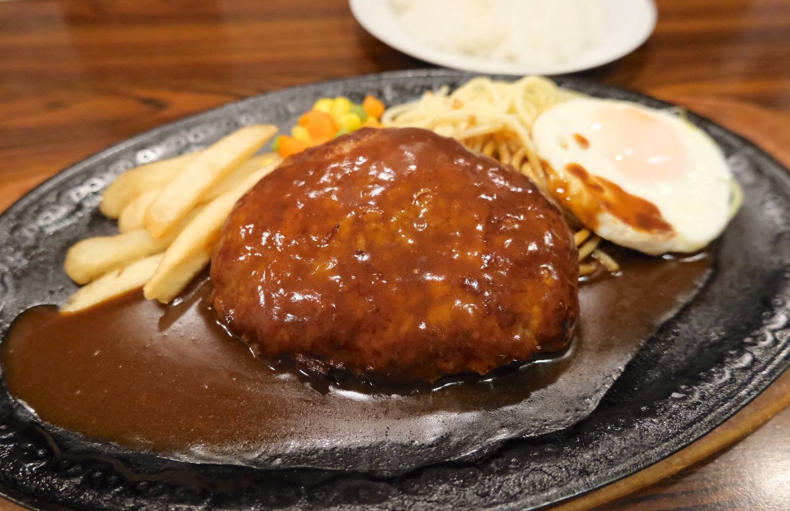 フライパン トップ ハンバーグ 食べログ 池袋