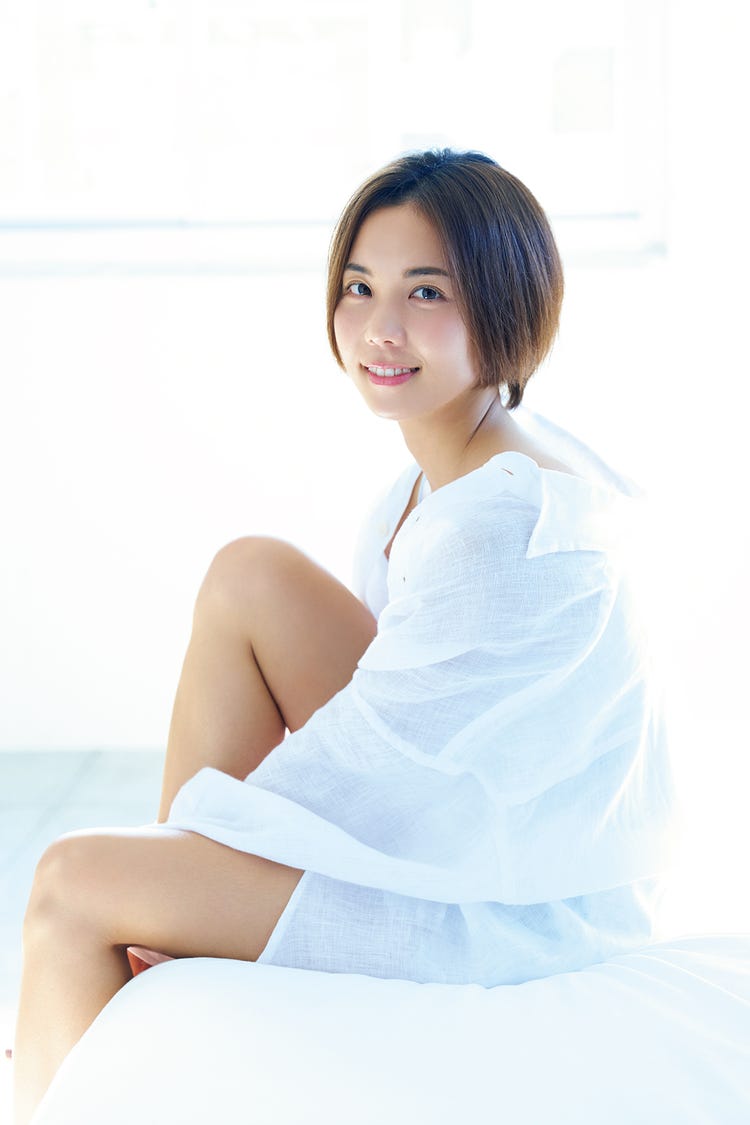 ヒロド歩美アナ スラリ美脚を披露 クリスマスデートをテーマに撮影 モデルプレス ヒロド歩美アナ スラリ美脚を披露 クリスマスデートをテーマに撮影 モデルプレス