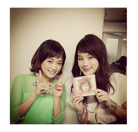 (左から)大原櫻子、筧美和子/筧美和子Instagramより