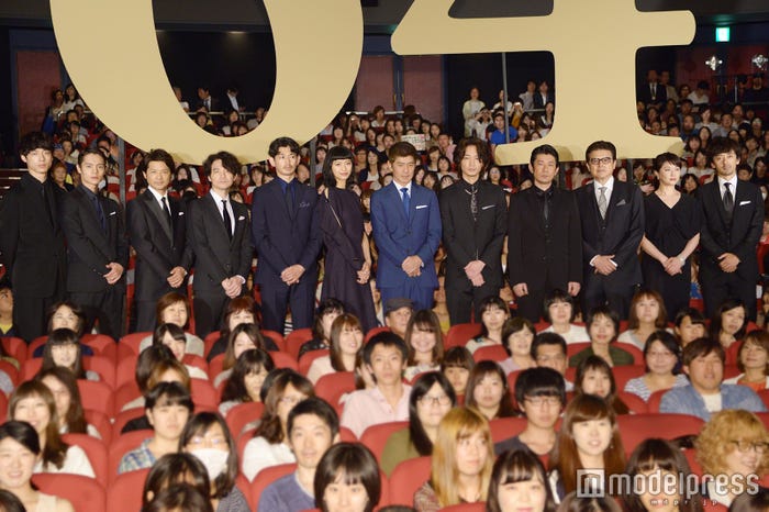 坂口健太郎が出演した「64」舞台挨拶にて(C)モデルプレス