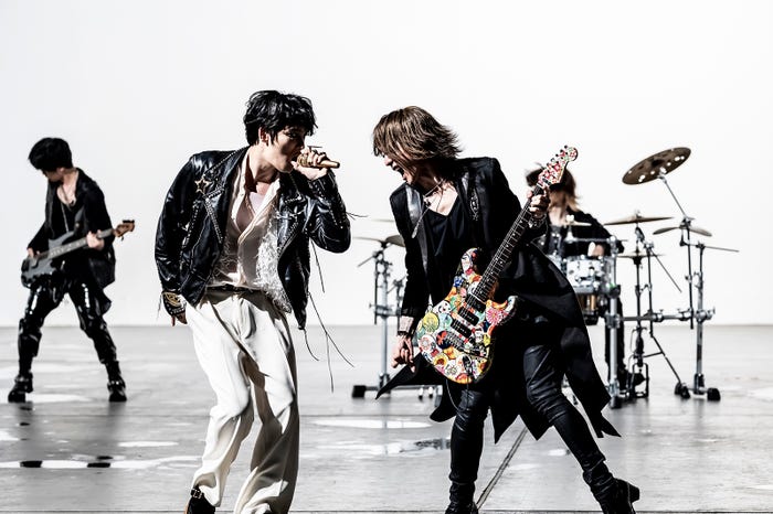 ジェジュン、SUGIZO(提供写真)