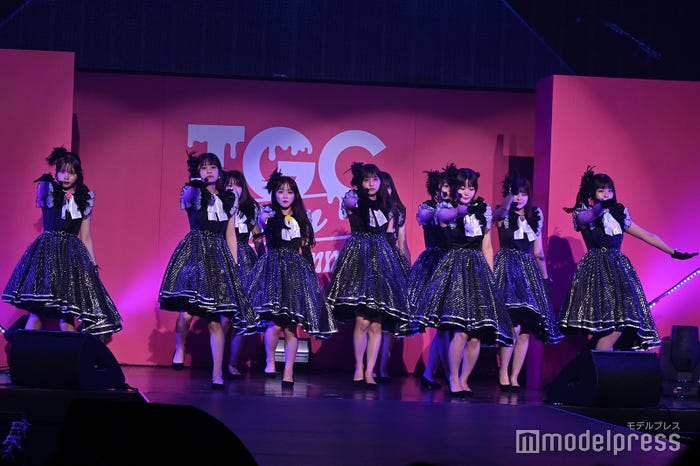 フジコーズ(C)モデルプレス