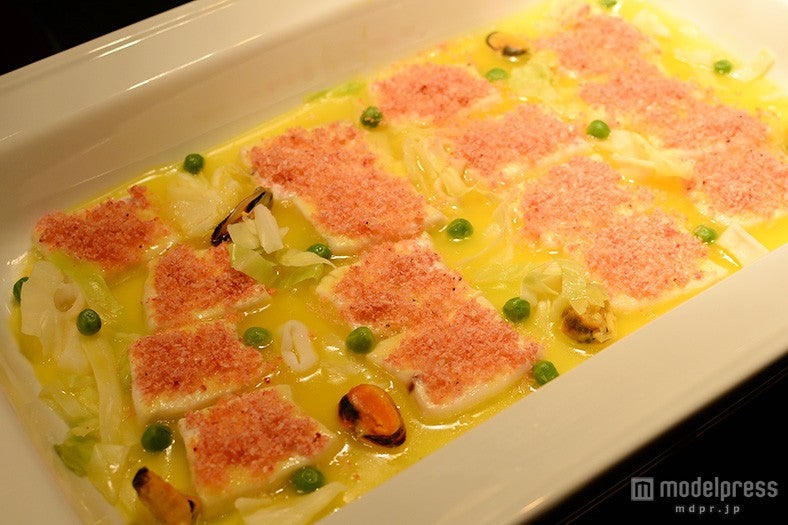 白身魚の海老パン粉焼き クラムソース