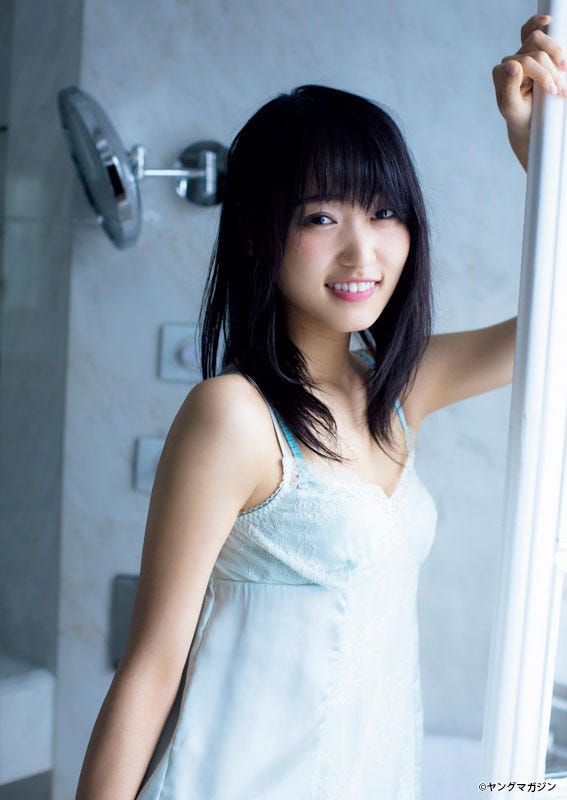 菅井友香(C)LUCKMAN/ヤングマガジン