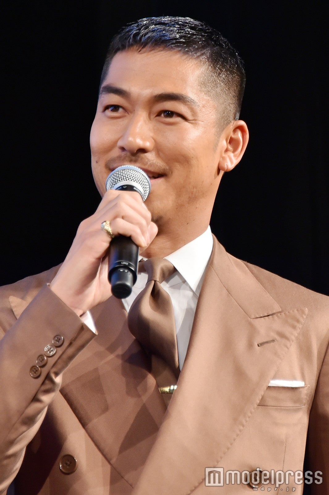EXILE AKIRA「こういう風貌ですけど」理想告白で照れ - モデルプレス