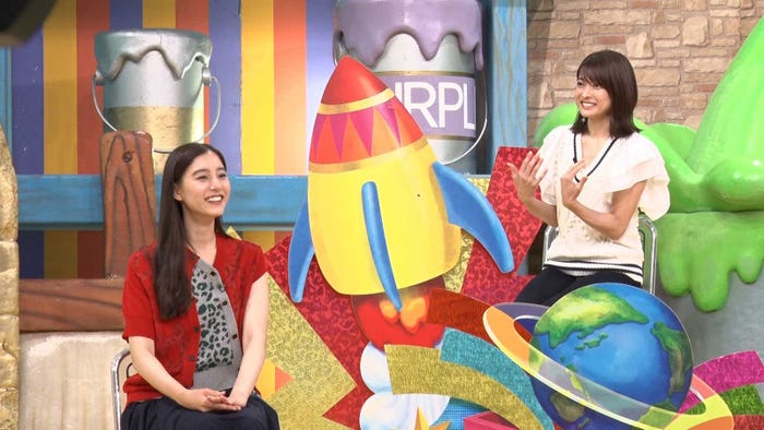 新木優子、乙葉 (C)日本テレビ