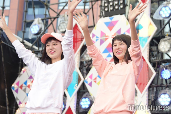 注目の人物 新世代の双子美女 りかりこ がブレイクの兆し マネしたい お手本 力で人気上昇中 モデルプレス 注目の人物 新世代の双子美女 りかりこ がブレイクの兆し マネしたい お手本 力で人気上昇中 モデルプレス