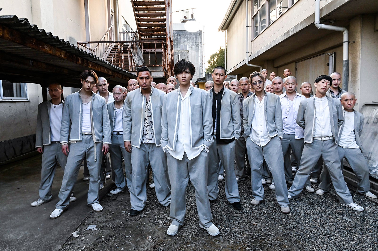 志尊淳ら鳳仙学園メンバー（C）2022「HiGH＆LOW THE WORST X」製作委員会（C）高橋ヒロシ（秋田書店）HI-AX