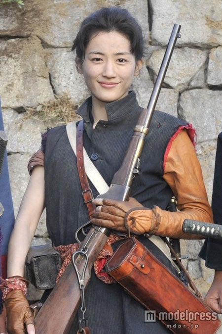 綾瀬はるか、「ぶっ放す」宣言