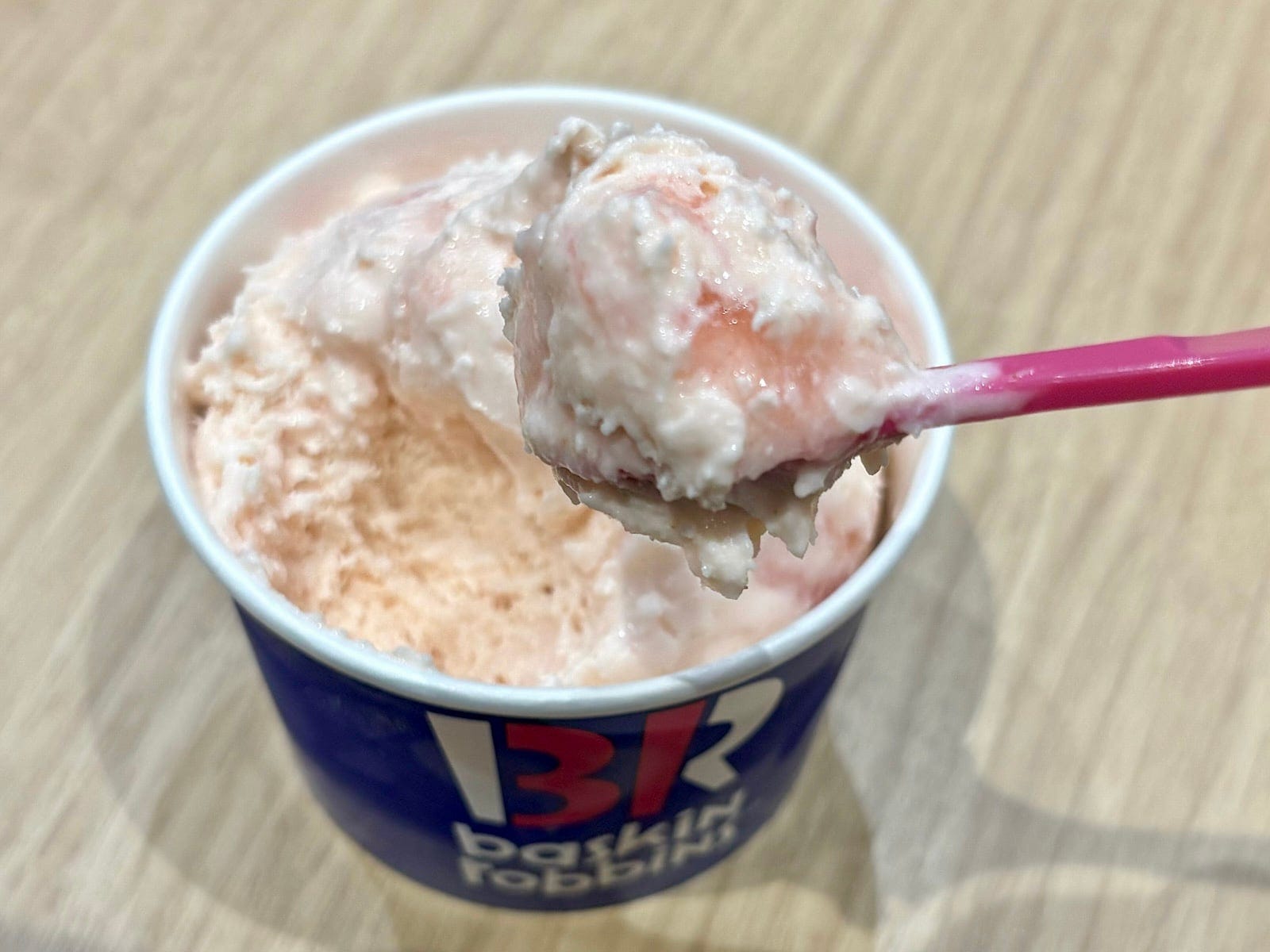 春らしいさくらの風味が濃厚。程よい塩気がクセになります