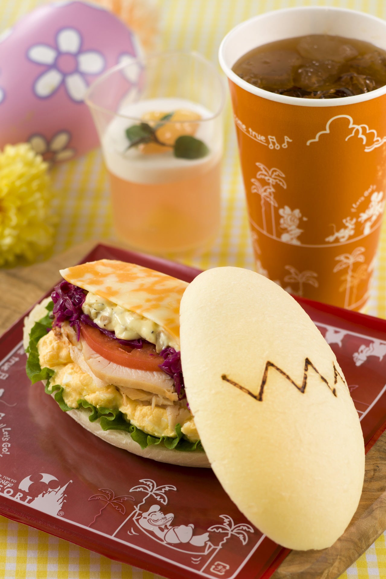 「スウィートハート・カフェ」スペシャルセット990円（C）Disney