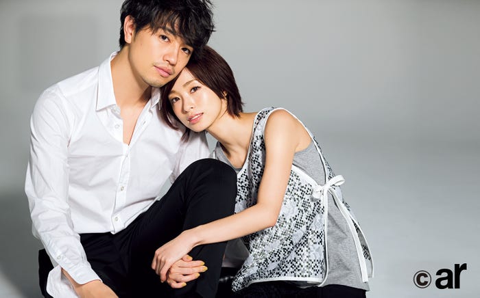 斎藤工、上戸彩「ar」7月号より(画像提供:主婦と生活社)