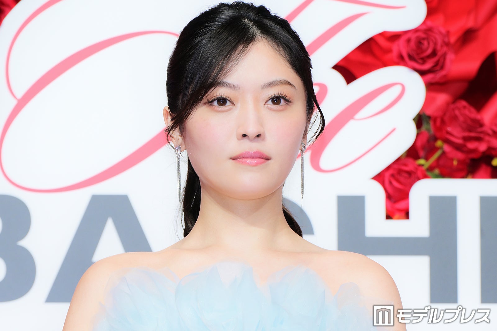 4代目バチェロレッテ平松里菜「結婚もしたい」本気の恋に初挑戦 MC今田耕司は勇退する司会進行役にスピンオフ提案