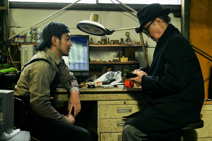 妻夫木聡、石橋蓮司(C)2019「一度も撃ってません」フィルムパートナーズ