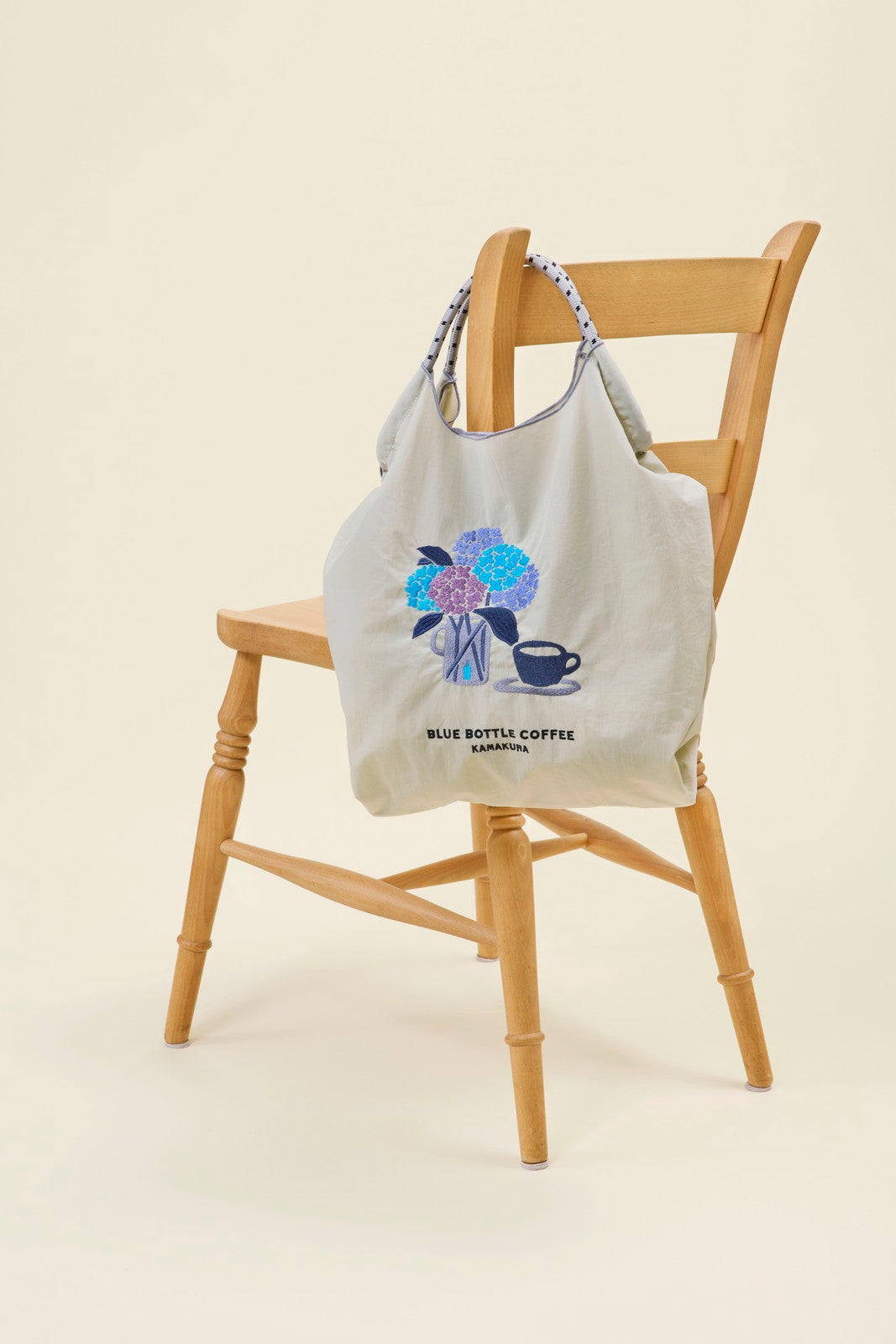 エンブロイダリーエコバッグ — 鎌倉 —／提供画像