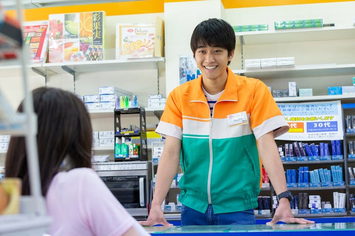 佐藤寛太/「探偵が早すぎる」第1話より(C)読売テレビ・日本テレビ