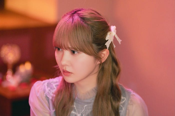 加藤史帆(C)「彩香ちゃんは弘子先輩に恋してる 2nd Stage」製作委員会・MBS/第3話より