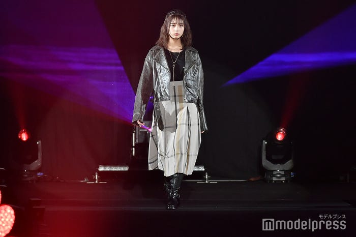 小坂菜緒(C)モデルプレス