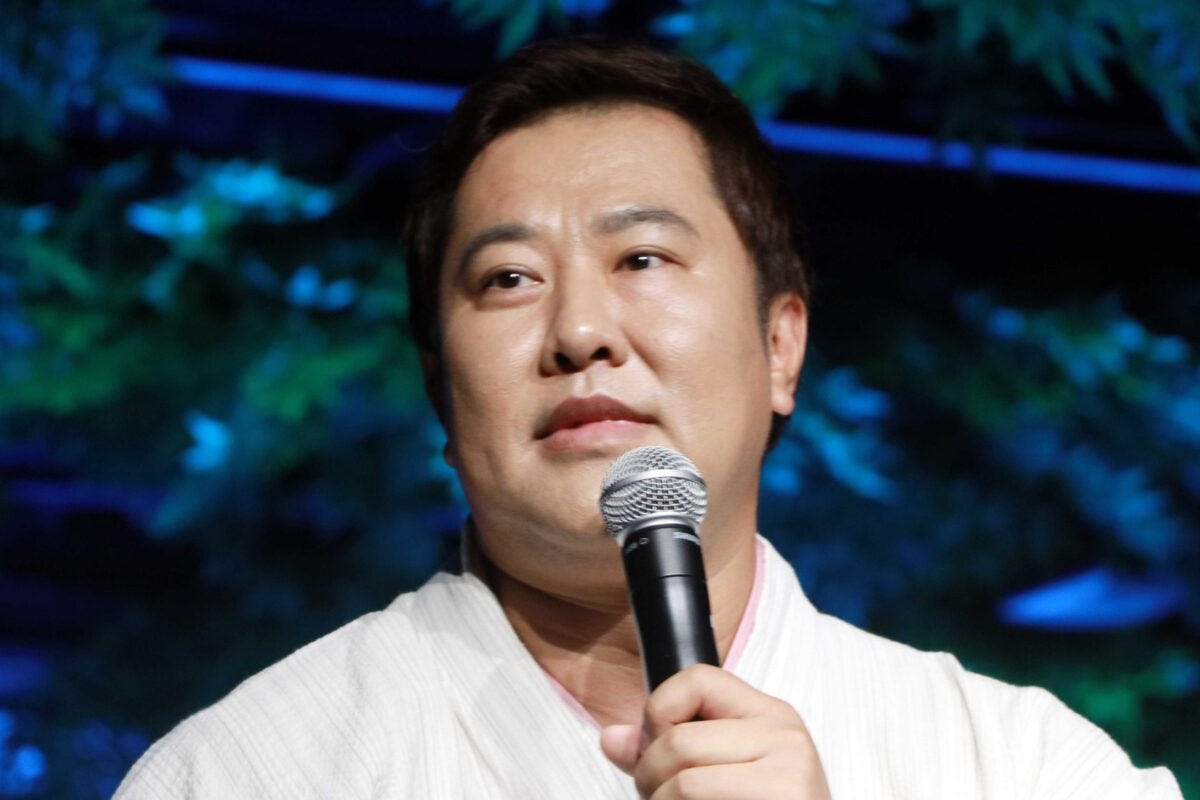とにかく明るい安村
