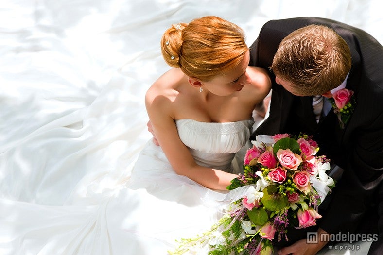 100本のバラの花束のようなリッチな香りで、最高に幸せな花嫁気分に（Photo by Kzenon）