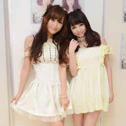 菅野結以(左)、黒瀧まりあ(右)