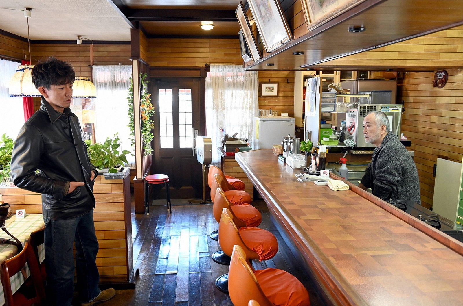 木村拓哉、木場勝己／「グランメゾン東京」第8話より（C）TBS