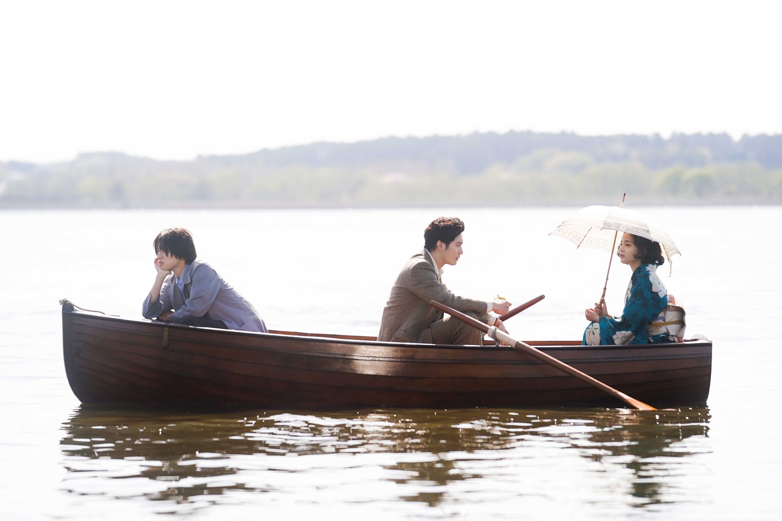 木戸大聖、岡田将生、広瀬すず（C）2025「ゆきてかへらぬ」製作委員会