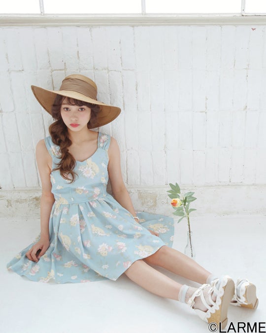 ガーデンラビットクロスワンピース「Tokyo Kawaii Life」¥7,452（税込）