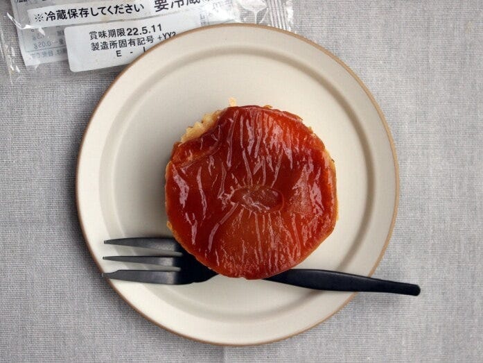 「タルトタタン」は、パティスリーでは秋冬によく見かけます