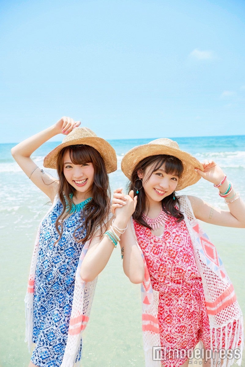 対バンコラボで話題！夢アド・志田友美＆東京女子流・新井ひとみが“夏限定”ユニット結成